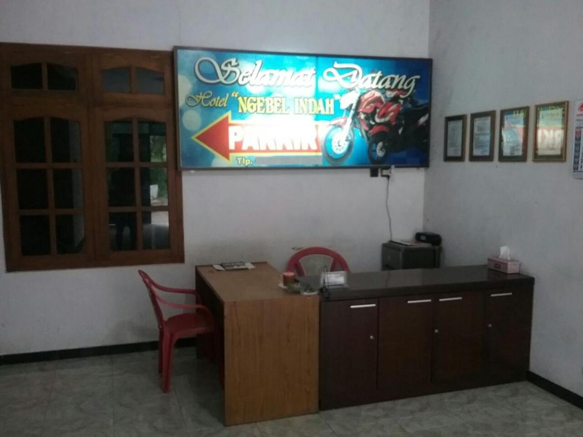 Hotel "Ngebel Indah" Luaran gambar