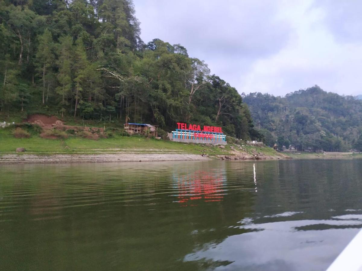 Hotel "Ngebel Indah" Luaran gambar