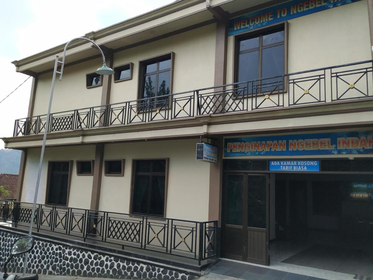 Hotel "Ngebel Indah" Luaran gambar