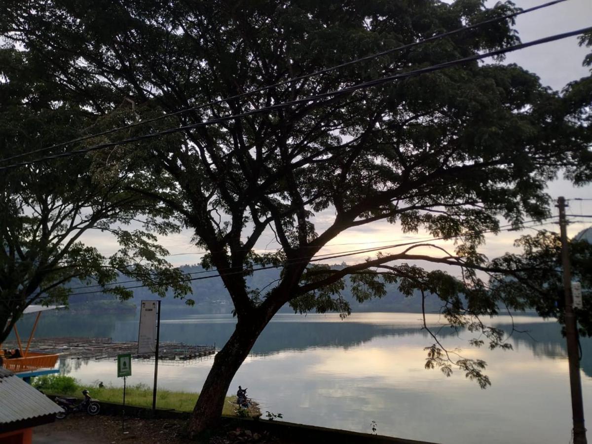 Hotel "Ngebel Indah" Luaran gambar